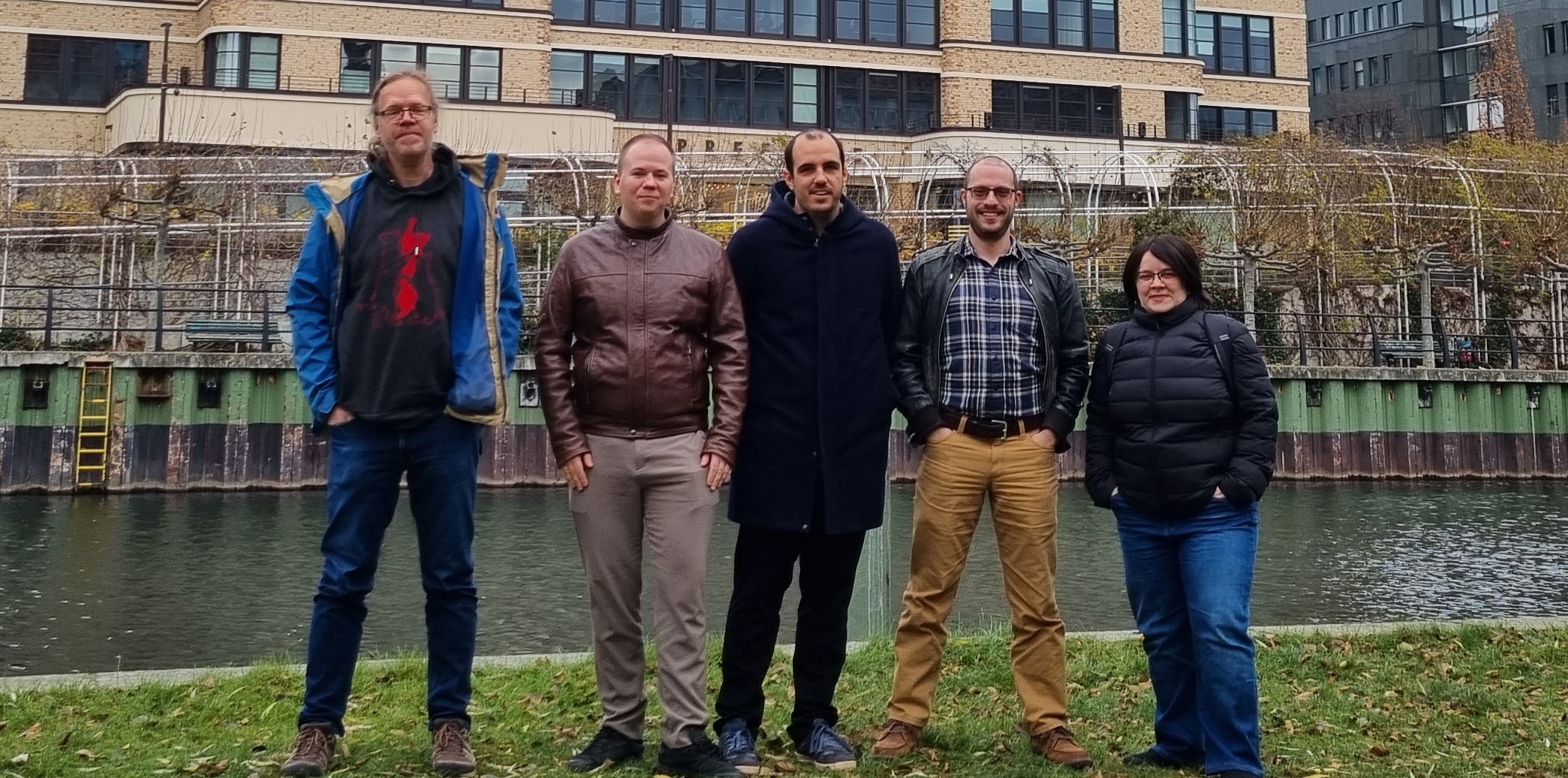 Board mambers in Berlin, from left to right: Adriaan DE Groot, Eikie Hein, Aleix Pol, Nate Graham, Lydia Pintscher, all looking quite cold... except for Nate